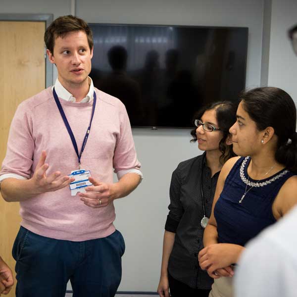 Clinical tutor and medical students