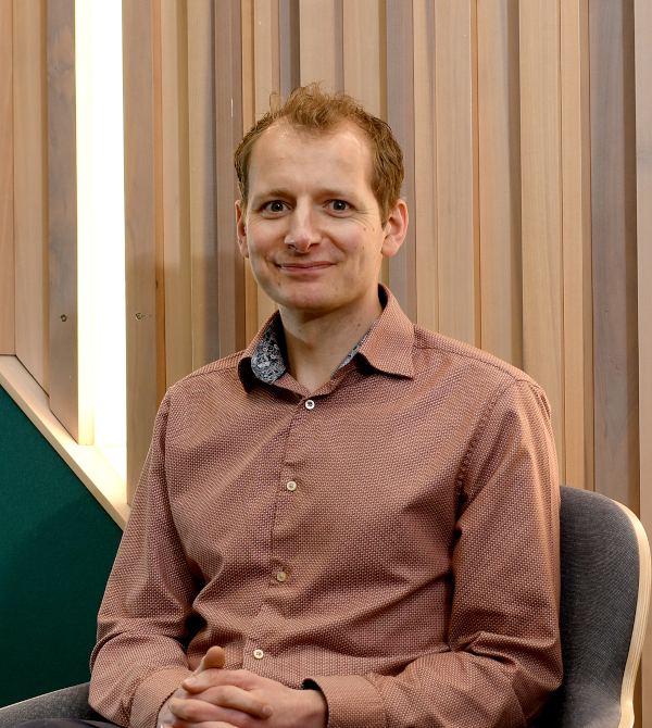 Dr Paul Crampton